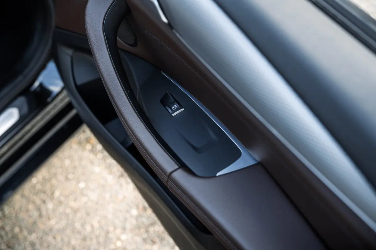 Drive20i High Executive Edition I Pano I carplay I Leder I Shadowline I