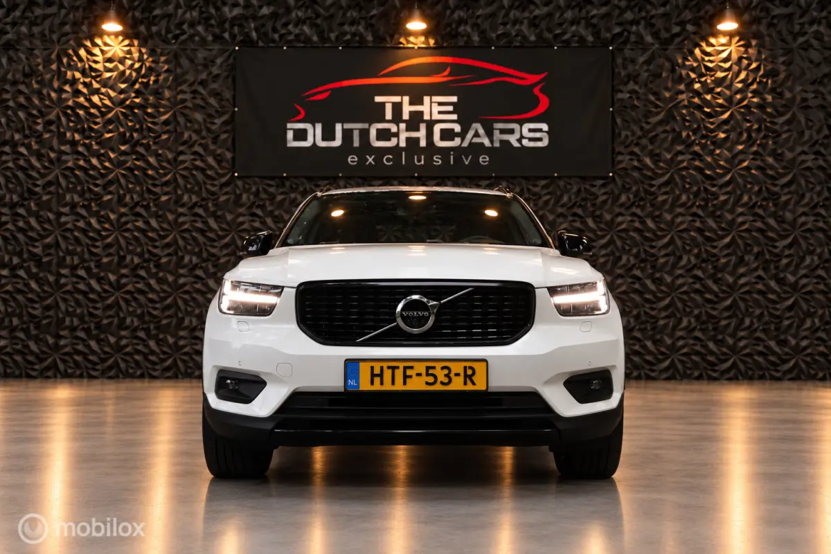 2.0 T5 AWD R-Design Intro Edition | Pano | H&K |