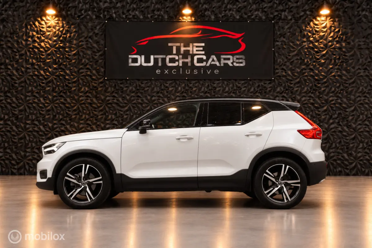 2.0 T5 AWD R-Design Intro Edition | Pano | H&K |