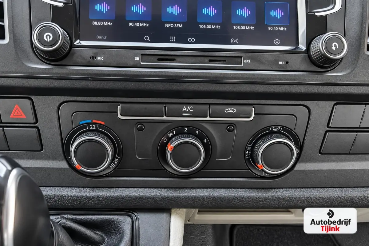 2.0 TDI 150PK DSG Dubbele cabine L1H1 Highline | LED | Trekhaak | Cruise | LMV | Camera | PDC |