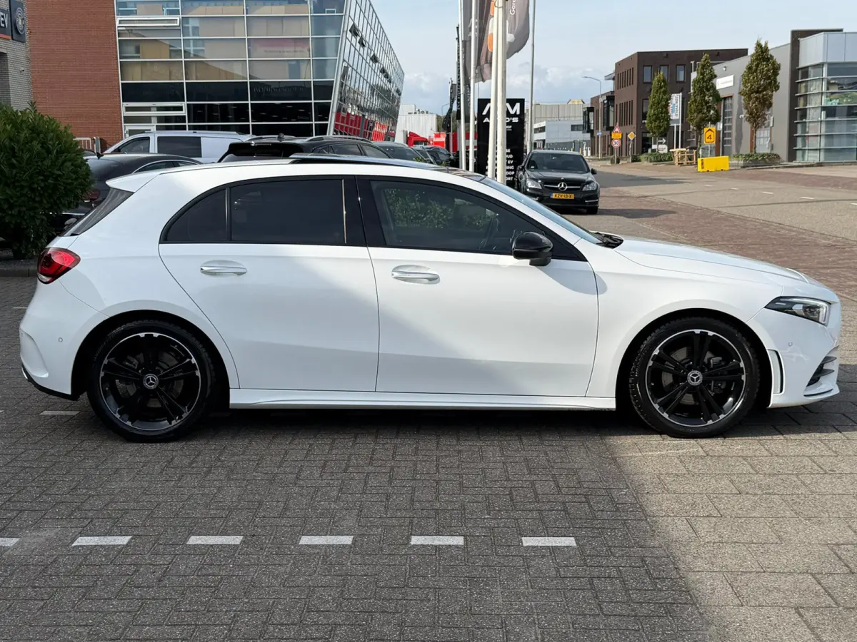 A200 Premium AMG PAKKET l SFEERVERL. l PANO l TREKHAAK