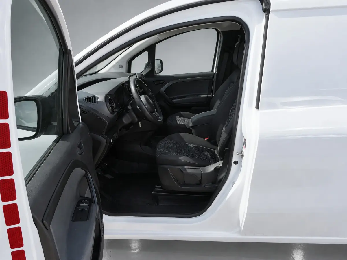 108 CDI L1 Pro MBUX AIRCO CRUISE CONTROL NAVIGATIE