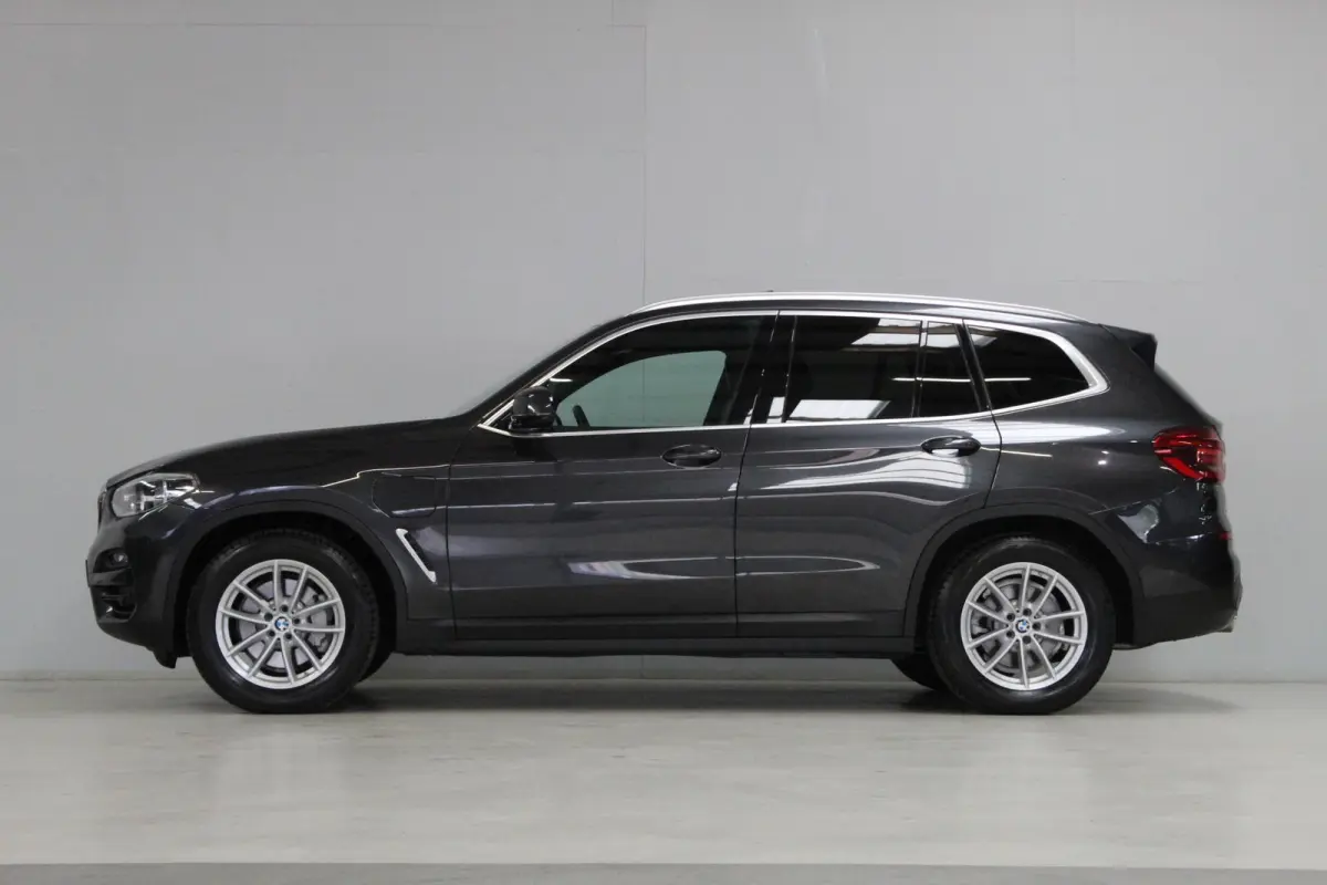 xDrive30e Edition Panodak/Sportstoelen leder/Stuurverw