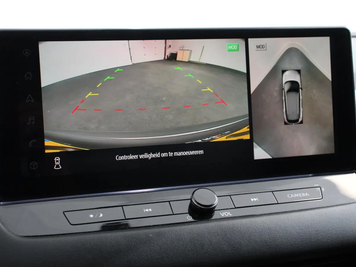1.3 MHEV Automaat N-Connecta Navigatie Apple Carplay/Android Auto Dab Led Camera 360 Adaptive Cruise control Stoelverwarming Climate Control Lichtmetalen velgen