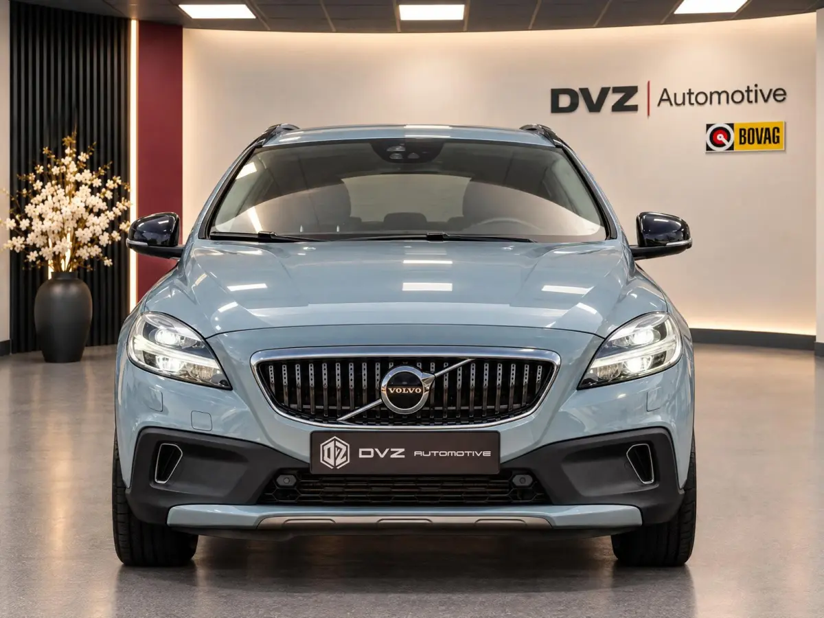 1.5 T3 Aut. Momentum | Blis | 18" LMV | Winter Pack