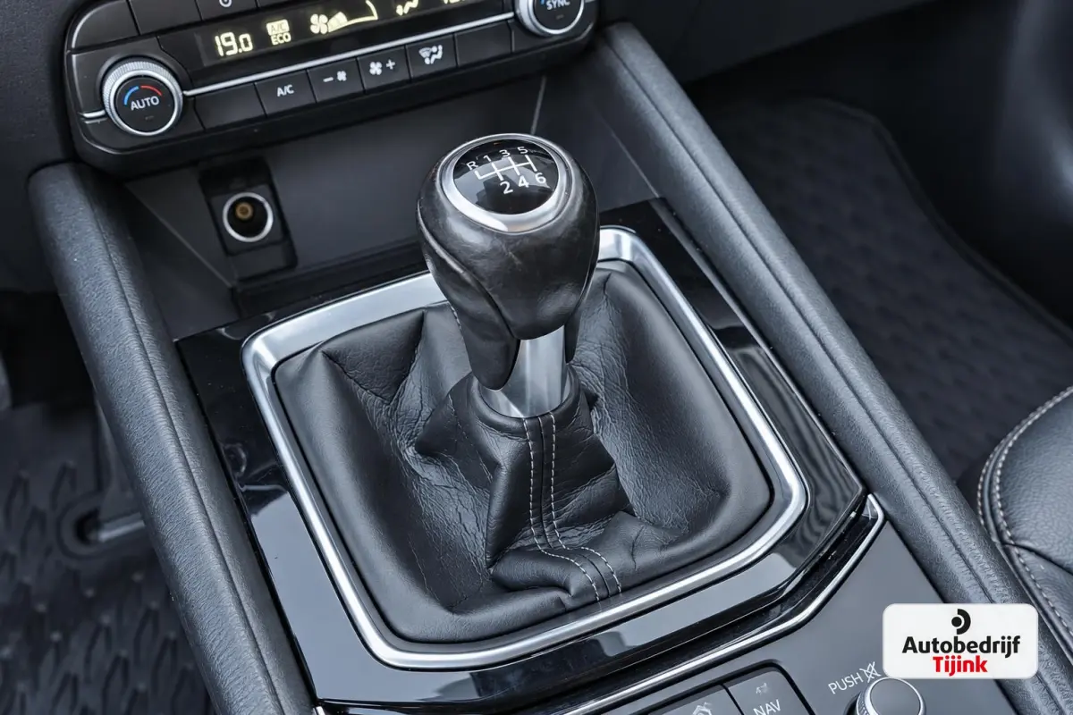 2.0 SkyActiv-G 165 Business Comfort | LED | Navi | Cruise | Lane Assist | Camera | Leder |