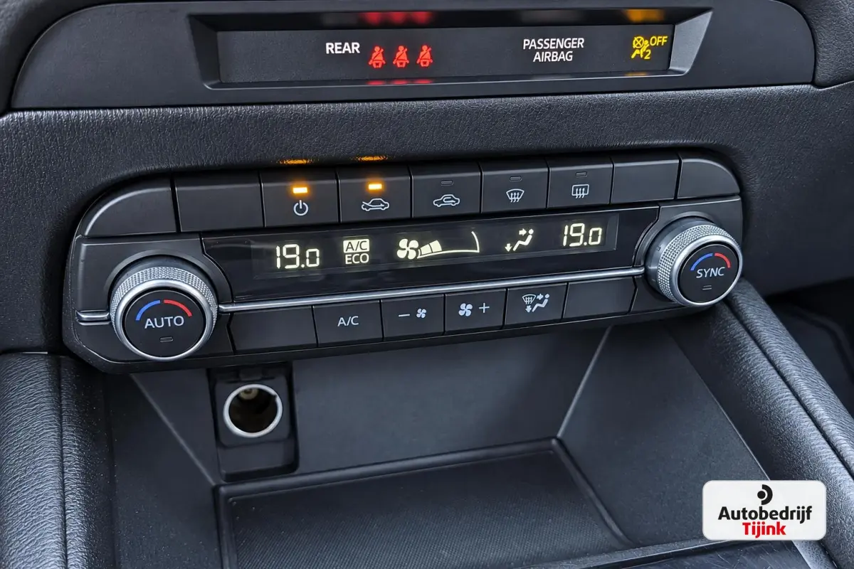 2.0 SkyActiv-G 165 Business Comfort | LED | Navi | Cruise | Lane Assist | Camera | Leder |