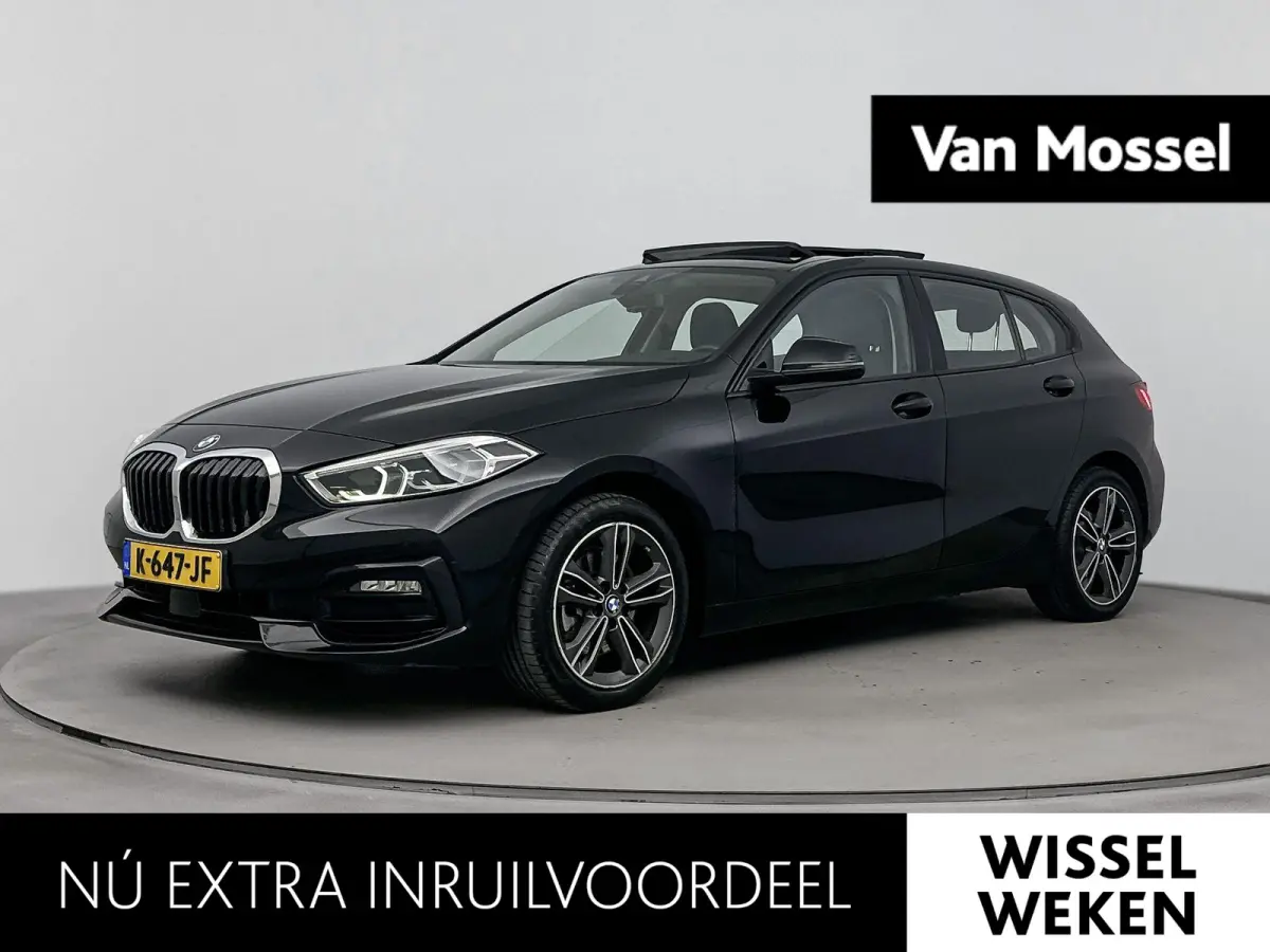 118i Executive Edition AUTOMAAT | PANORAMADAK | CLIMATE CONTROL | NAVIGATIE