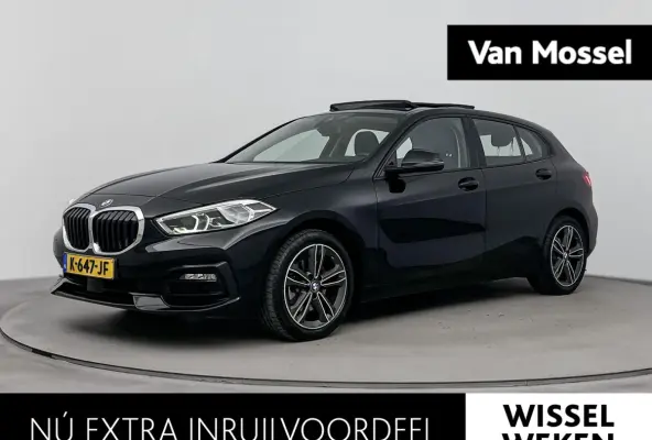 118i Executive Edition AUTOMAAT | PANORAMADAK | CLIMATE CONTROL | NAVIGATIE