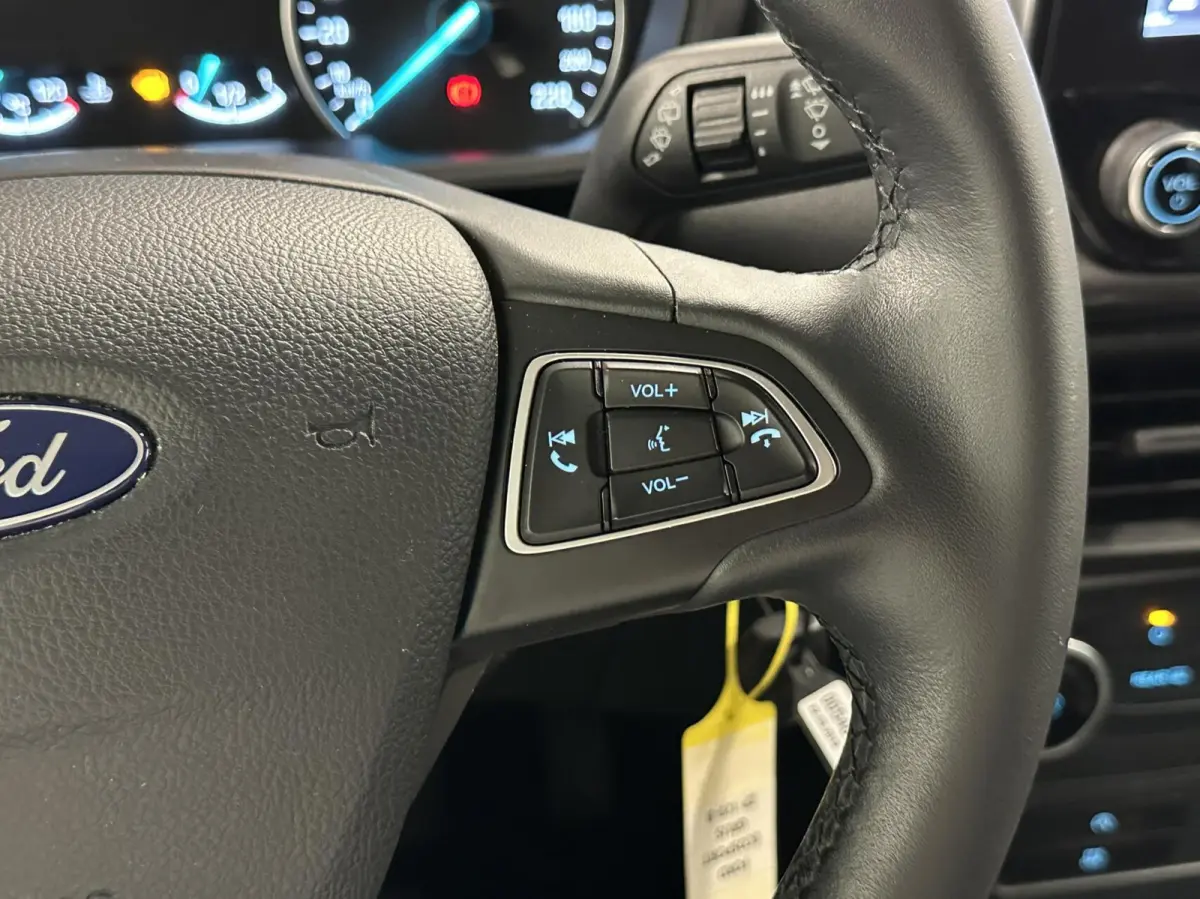 1.0 EcoBoost Trend Ultimate CRUISE-NAVI