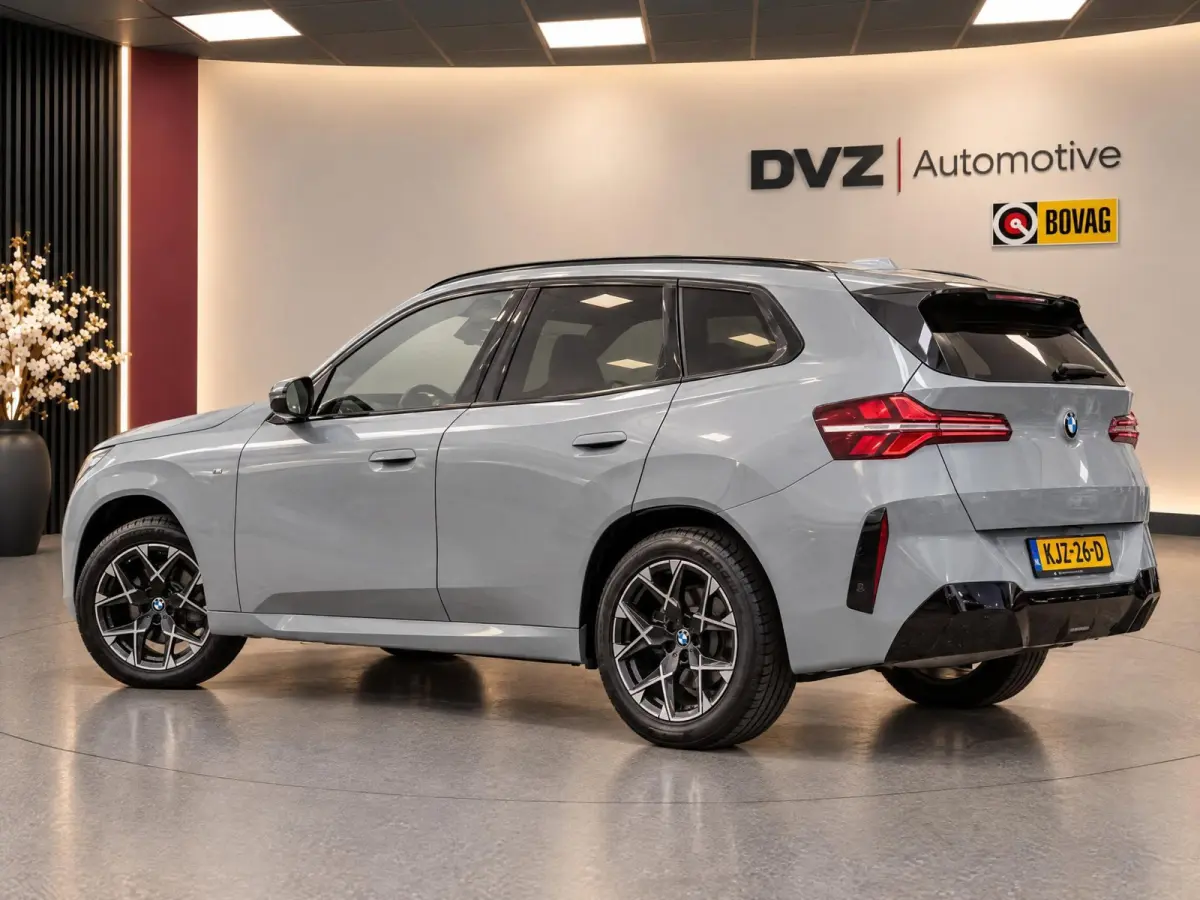 20 xDrive M-Sport | Driving Assistant Pro | Pano | Trekhaak | BTW