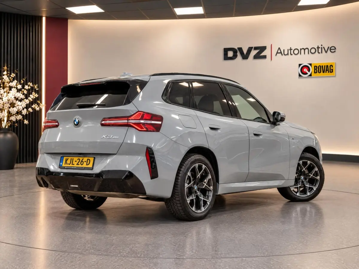 20 xDrive M-Sport | Driving Assistant Pro | Pano | Trekhaak | BTW