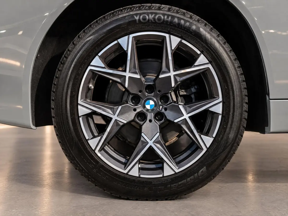 20 xDrive M-Sport | Driving Assistant Pro | Pano | Trekhaak | BTW