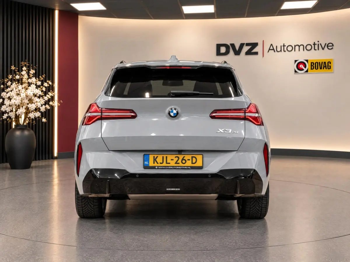 20 xDrive M-Sport | Driving Assistant Pro | Pano | Trekhaak | BTW