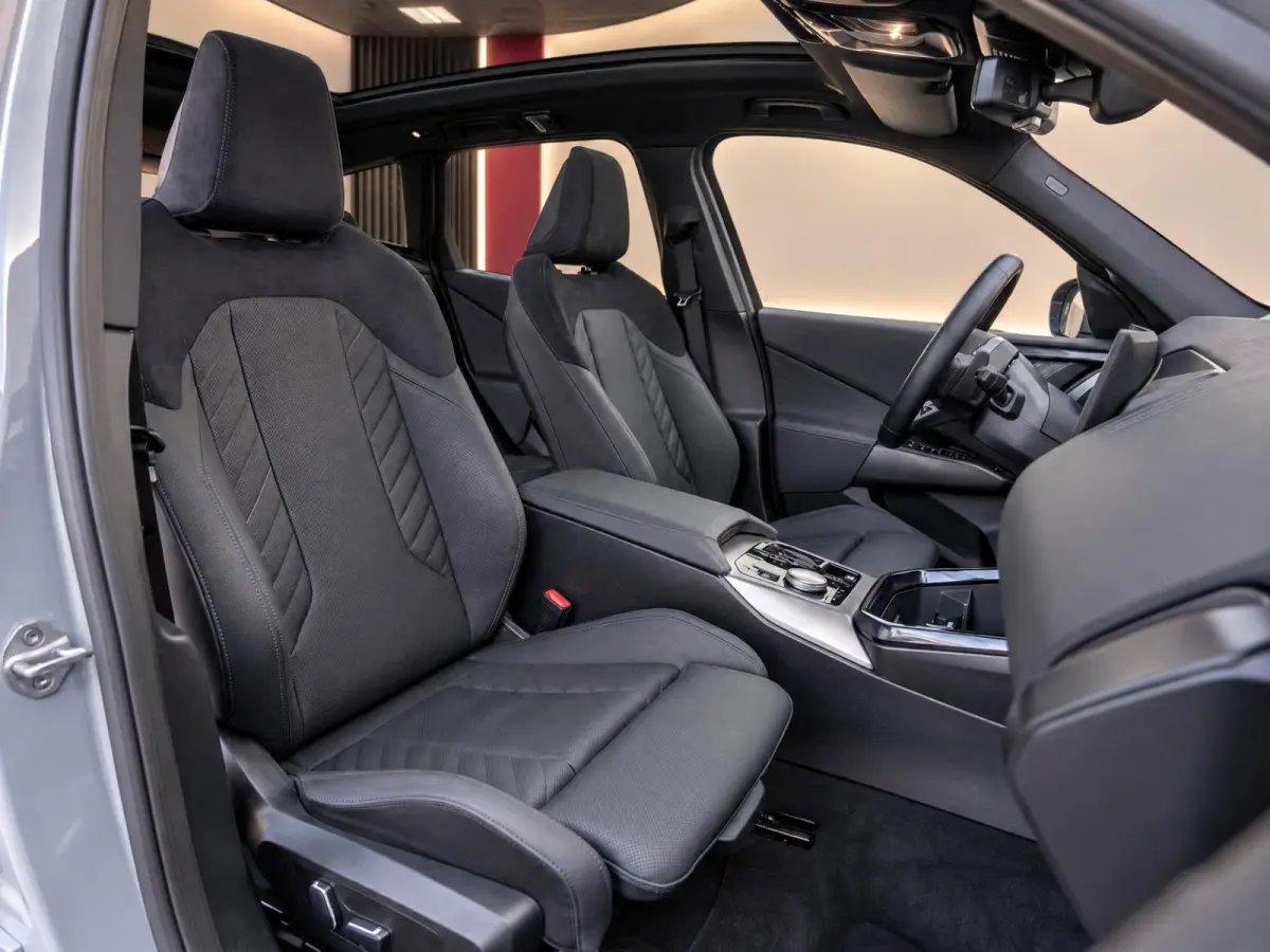 20 xDrive M-Sport | Driving Assistant Pro | Pano | Trekhaak | BTW