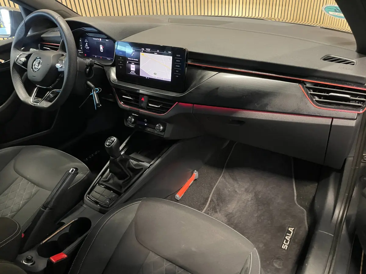 1.0 TSI Sport Business|KUIPSTOELEN|ANDROID AUTO/APPLE CARPLAY|CLIMATE+CRUISE CONTROL|PDC|LMV|NAP|NL-AUTO|1e EIGENAAR|