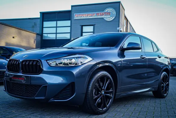 XDrive20i High Executive | Stoelverwarming | Panorama | Head Up Display | M Sport onderstel | M Sport pakket