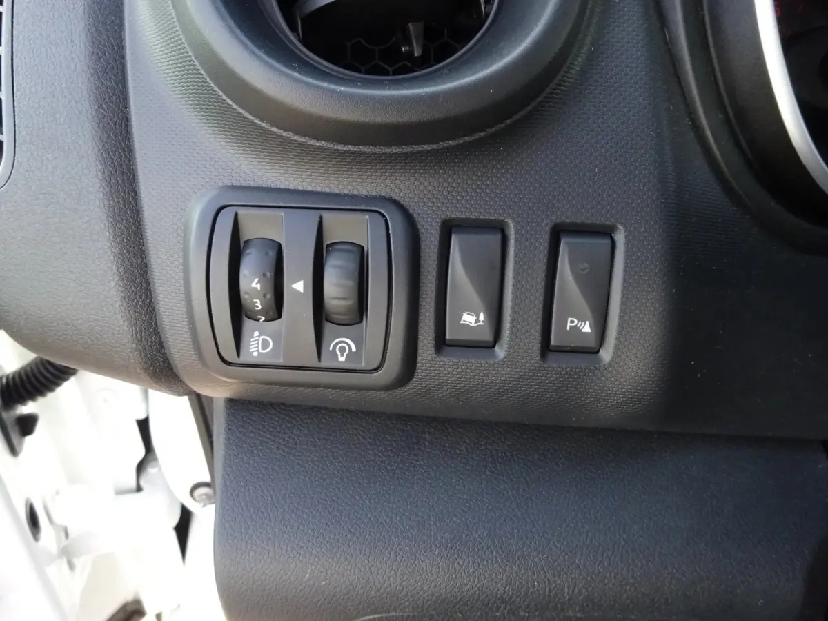 2.0 dCi 120 T29 L1H1 2 x SCHUIFDEUR AIRCO NAVIGATIE CRUISE CONTROL