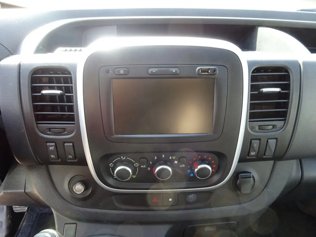 2.0 dCi 120 T29 L1H1 2 x SCHUIFDEUR AIRCO NAVIGATIE CRUISE CONTROL
