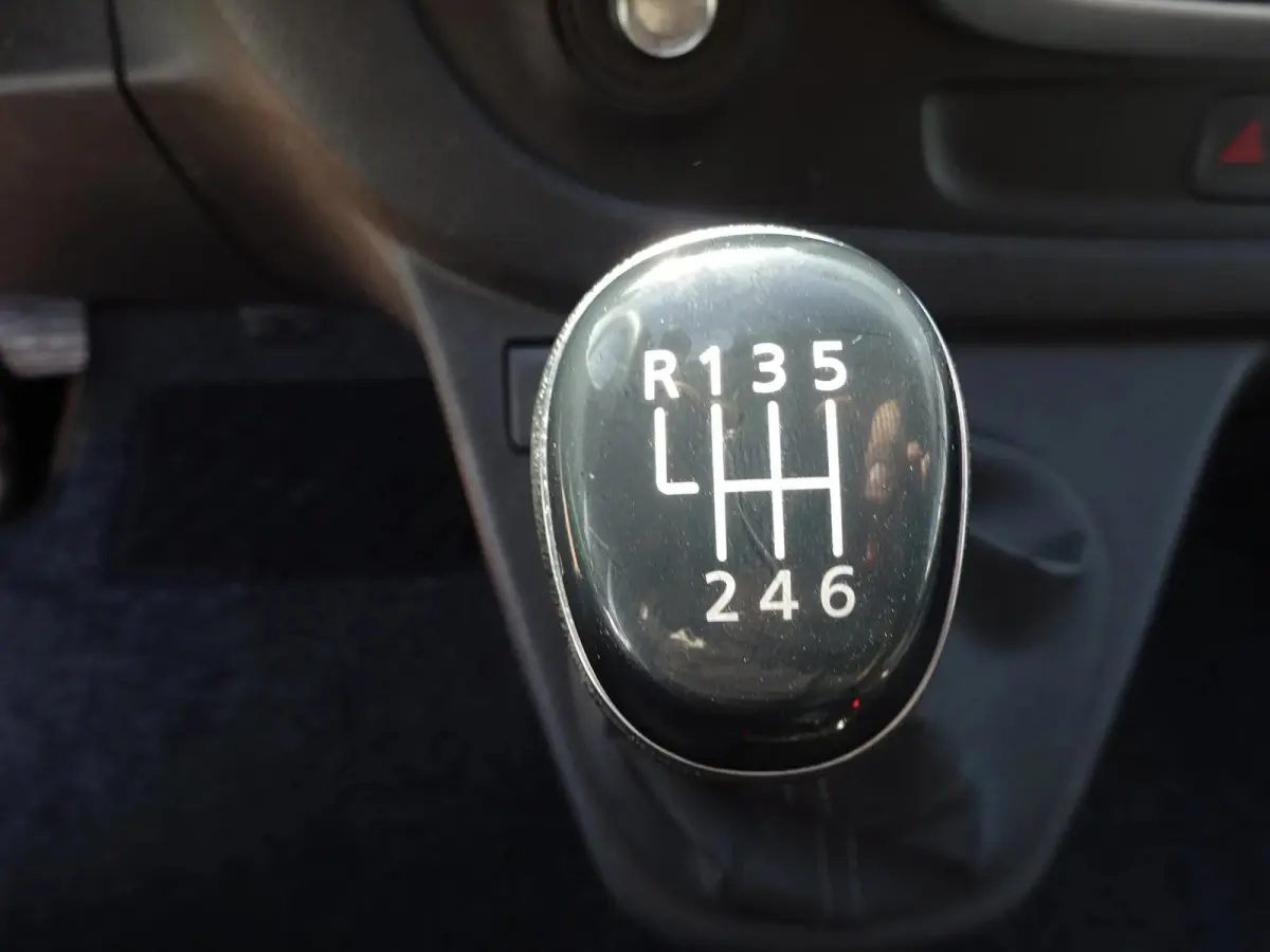 2.0 dCi 120 T29 L1H1 2 x SCHUIFDEUR AIRCO NAVIGATIE CRUISE CONTROL