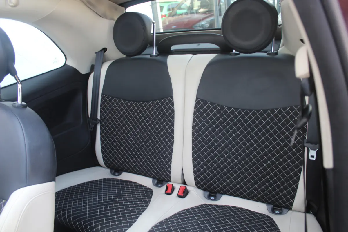 1.0 Hybrid Dolcevita CABRIO l Lederen Bekleding l Cruise Control l Airco l Apple Carplay/ Android Auto l 15 Inch