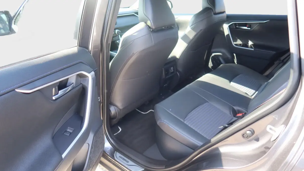 2.5 Hybrid AWD Dynamic Bi tone Elec achterklep Keyless