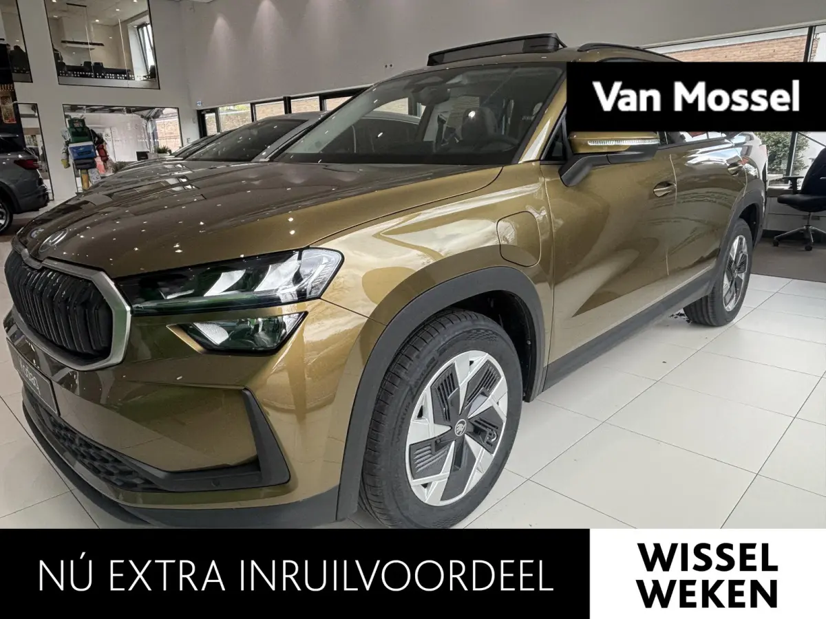 1.5 TSI PHEV Business Edition 204 PK | Automaat | LED Koplampen | Panoramadak | Navigatie | Trekhaak | Achteruitrijcamera | Climate Control | Adaptive Cruise Control | Keyless-Entry | Apple 