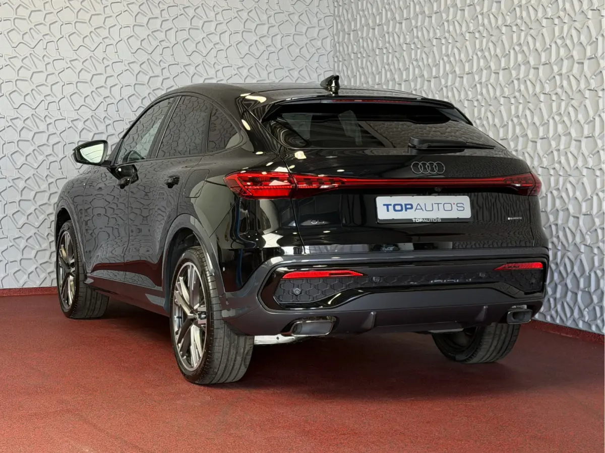 55 TFSI e quattro S edition 2 367 PK | S Line | Black Optic | Tech Plus | Panoramadak | Matrix LED | 21 inch Audi Sport | MMI Passagiersdisplay | 360° Camera | Memory NW PRIJS € 92.647.-