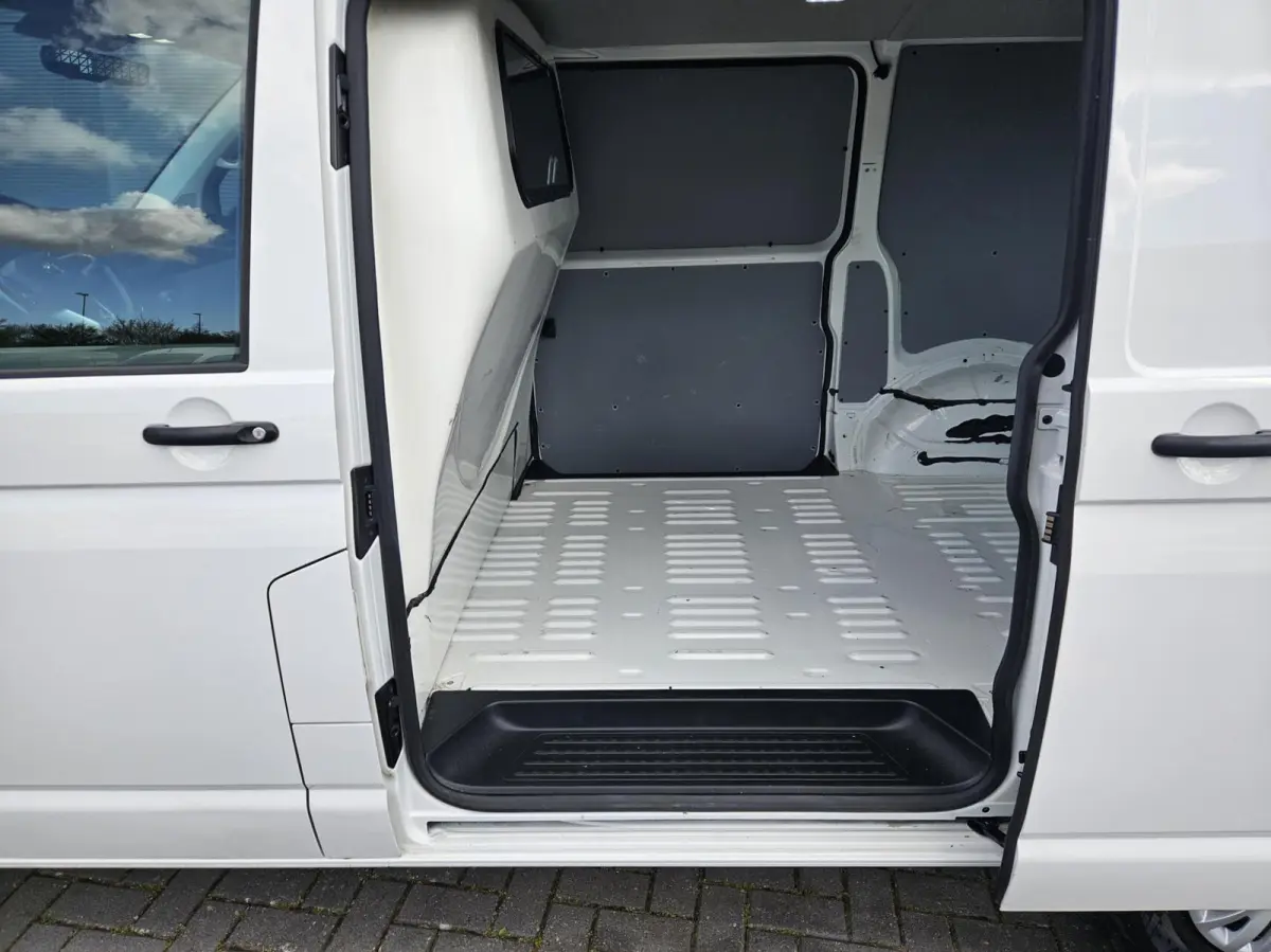 2.0 TDI L1H1 Airco 150 PK 2x schuifd onderh