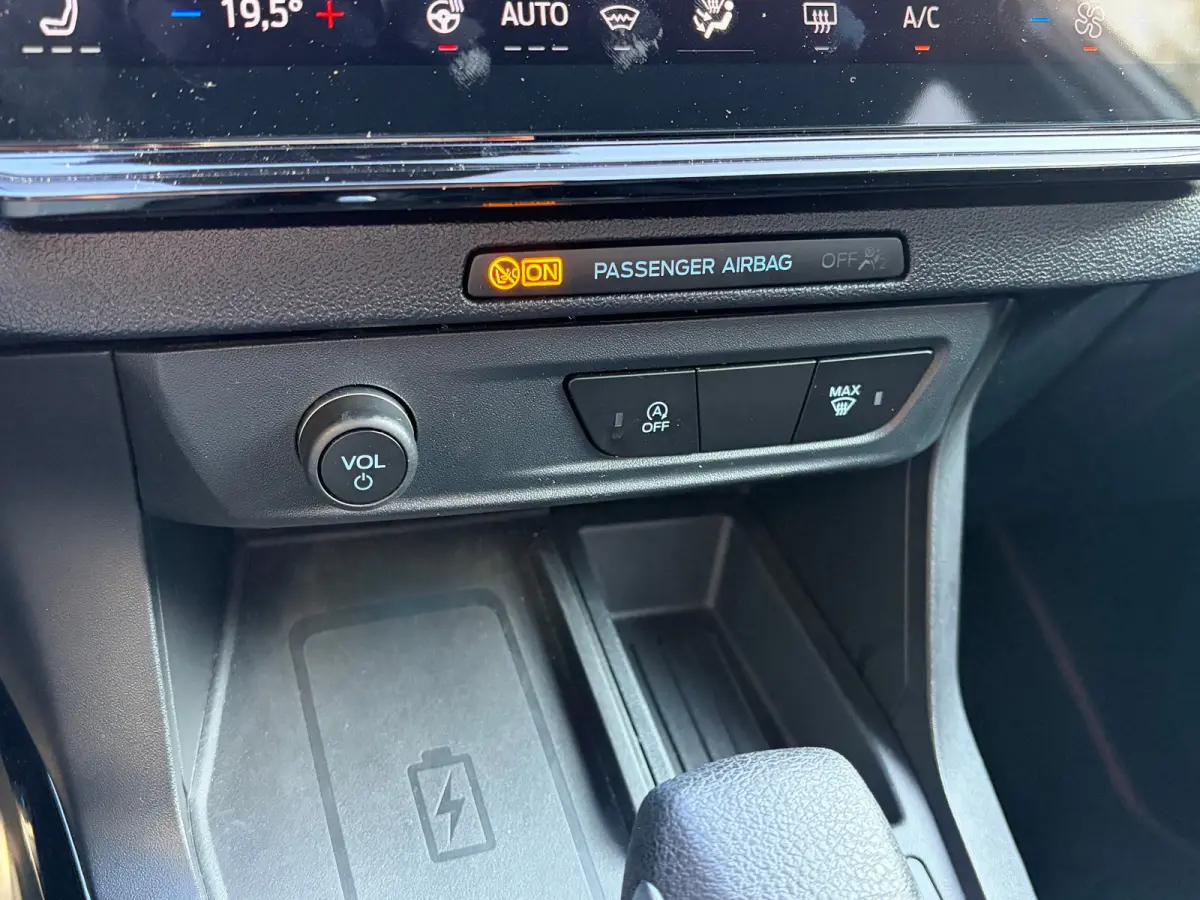 1.0 125PK ST-Line X AUTOMAAT | TREKHAAK AFNB.| B&O SOUND| MATRIX LED| HALF LEER/HALF ALCANTARA| STUUR, STOEL EN VOORRUITVERWARMING| ELEK. KOFFERKLEP| KEYLESS ENTRY & START| CAMERA + PARKEERS
