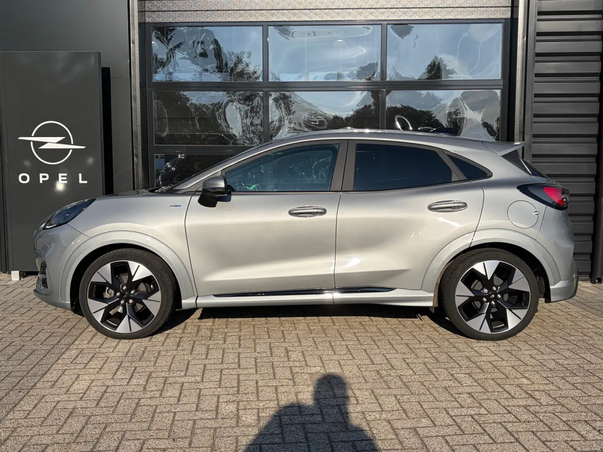 1.0 125PK ST-Line X AUTOMAAT | TREKHAAK AFNB.| B&O SOUND| MATRIX LED| HALF LEER/HALF ALCANTARA| STUUR, STOEL EN VOORRUITVERWARMING| ELEK. KOFFERKLEP| KEYLESS ENTRY & START| CAMERA + PARKEERS