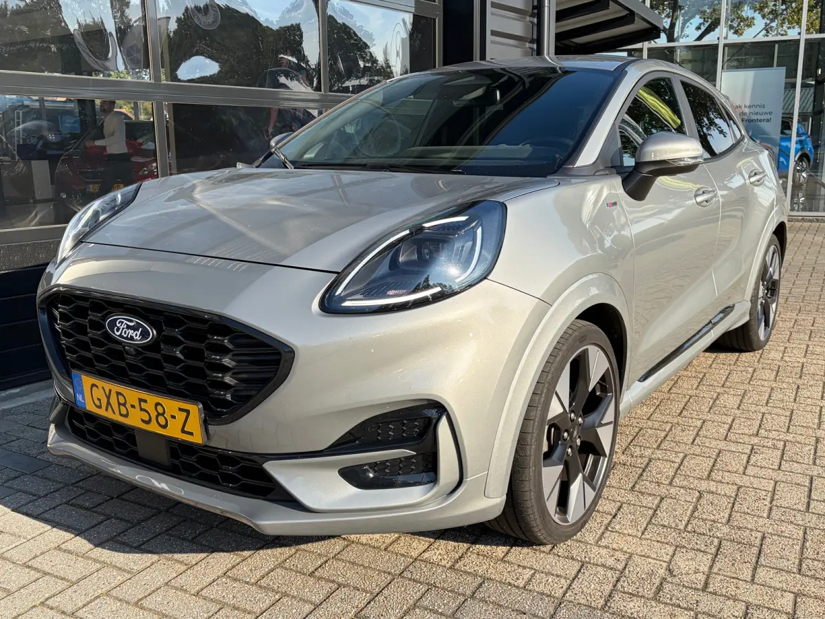 1.0 125PK ST-Line X AUTOMAAT | TREKHAAK AFNB.| B&O SOUND| MATRIX LED| HALF LEER/HALF ALCANTARA| STUUR, STOEL EN VOORRUITVERWARMING| ELEK. KOFFERKLEP| KEYLESS ENTRY & START| CAMERA + PARKEERS