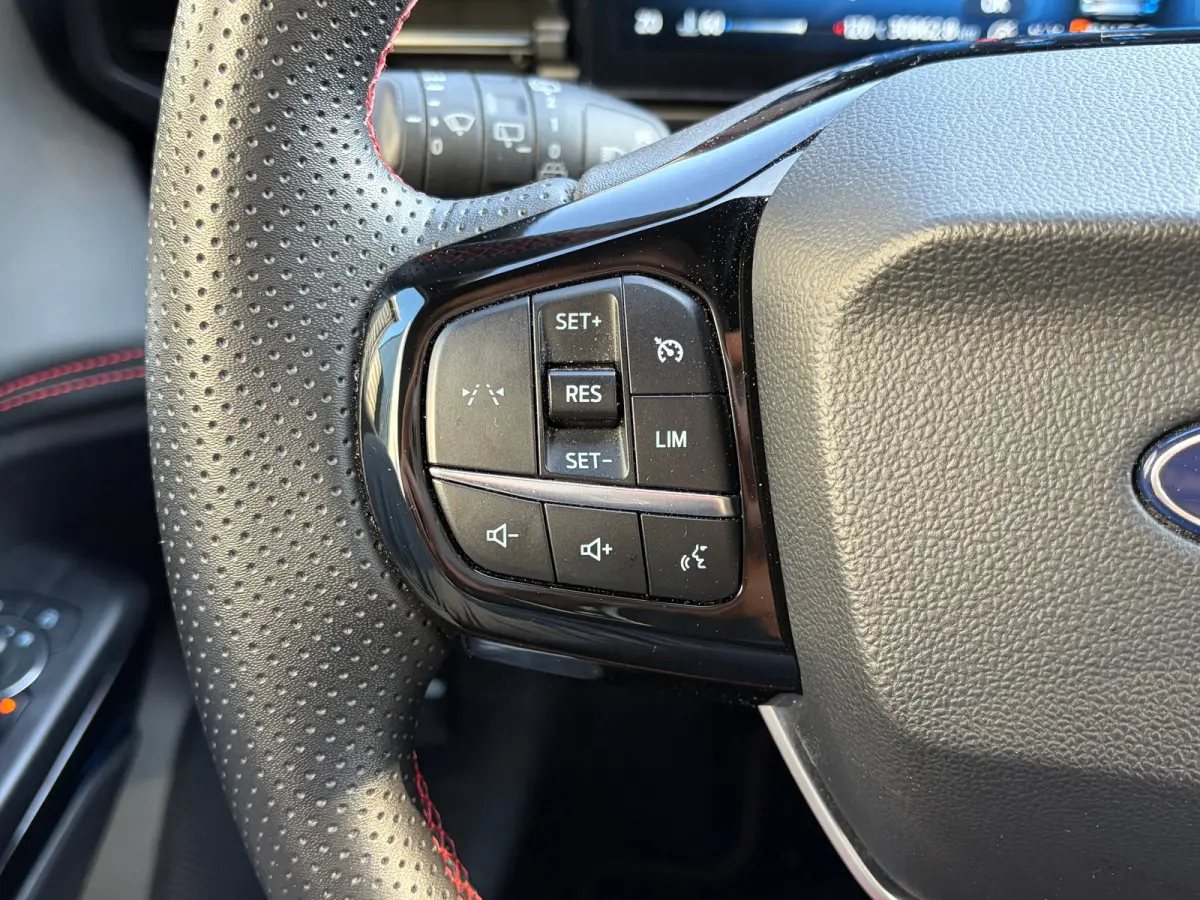 1.0 125PK ST-Line X AUTOMAAT | TREKHAAK AFNB.| B&O SOUND| MATRIX LED| HALF LEER/HALF ALCANTARA| STUUR, STOEL EN VOORRUITVERWARMING| ELEK. KOFFERKLEP| KEYLESS ENTRY & START| CAMERA + PARKEERS