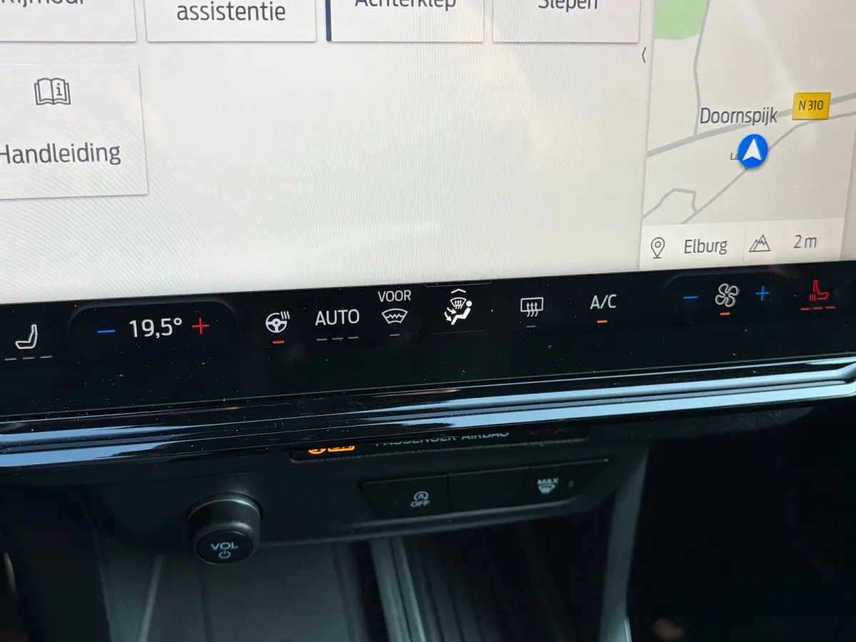 1.0 125PK ST-Line X AUTOMAAT | TREKHAAK AFNB.| B&O SOUND| MATRIX LED| HALF LEER/HALF ALCANTARA| STUUR, STOEL EN VOORRUITVERWARMING| ELEK. KOFFERKLEP| KEYLESS ENTRY & START| CAMERA + PARKEERS