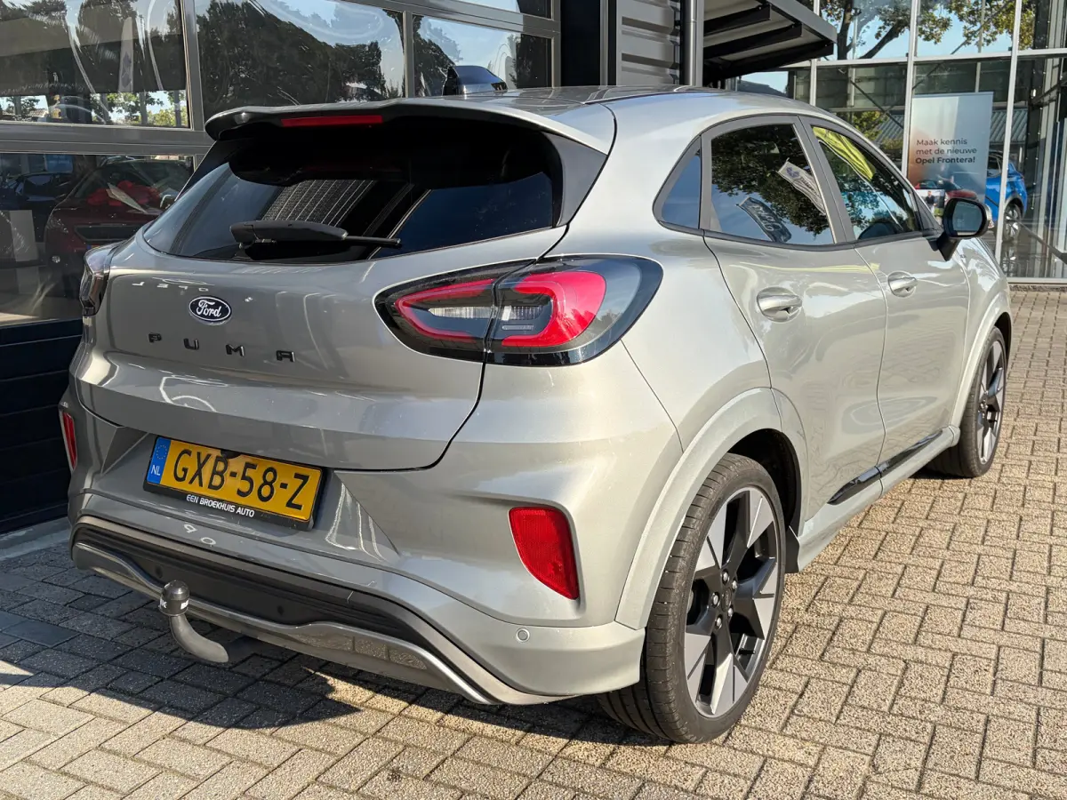 1.0 125PK ST-Line X AUTOMAAT | TREKHAAK AFNB.| B&O SOUND| MATRIX LED| HALF LEER/HALF ALCANTARA| STUUR, STOEL EN VOORRUITVERWARMING| ELEK. KOFFERKLEP| KEYLESS ENTRY & START| CAMERA + PARKEERS
