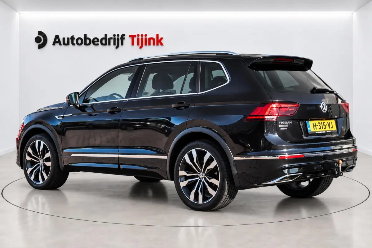 1.5 TSI Highline Business R-line 7p. | LED | Pano | Trekhaak | Leder | Stoelverwarming | Camera | ACC | App-connect | All-seasons | Vol |