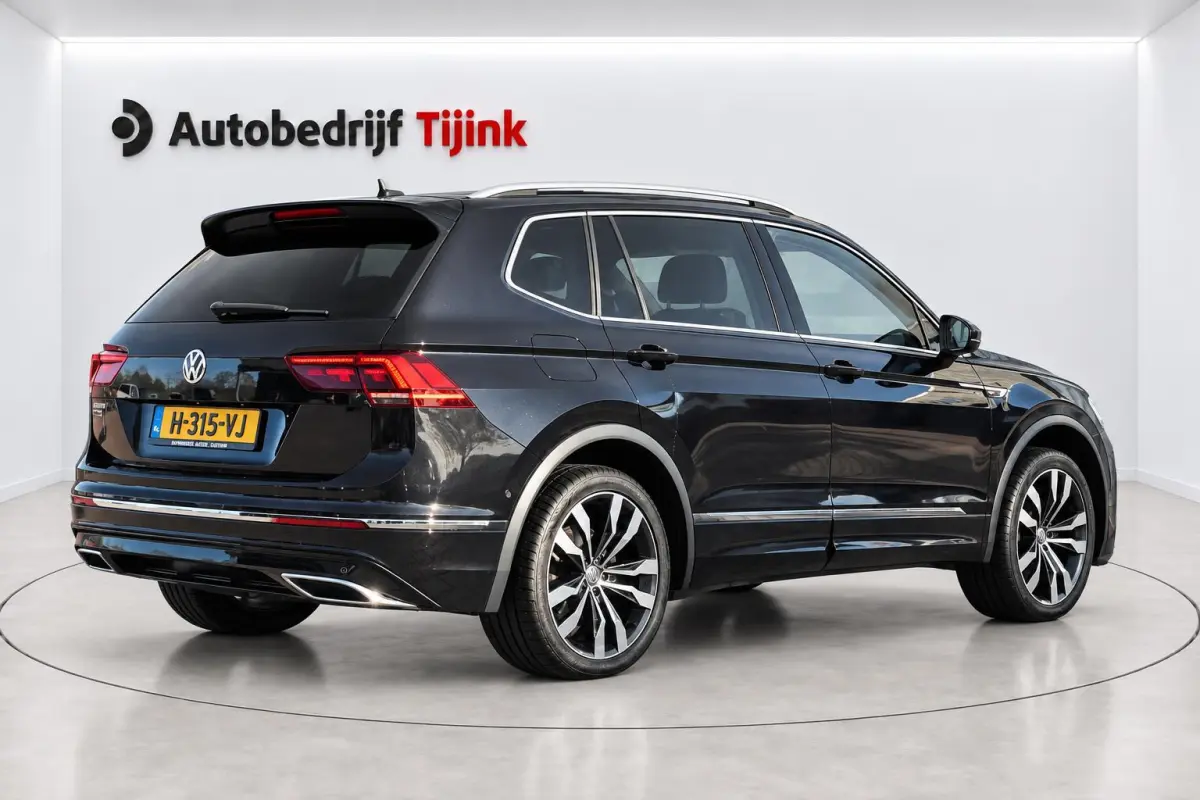 1.5 TSI Highline Business R-line 7p. | LED | Pano | Trekhaak | Leder | Stoelverwarming | Camera | ACC | App-connect | All-seasons | Vol |