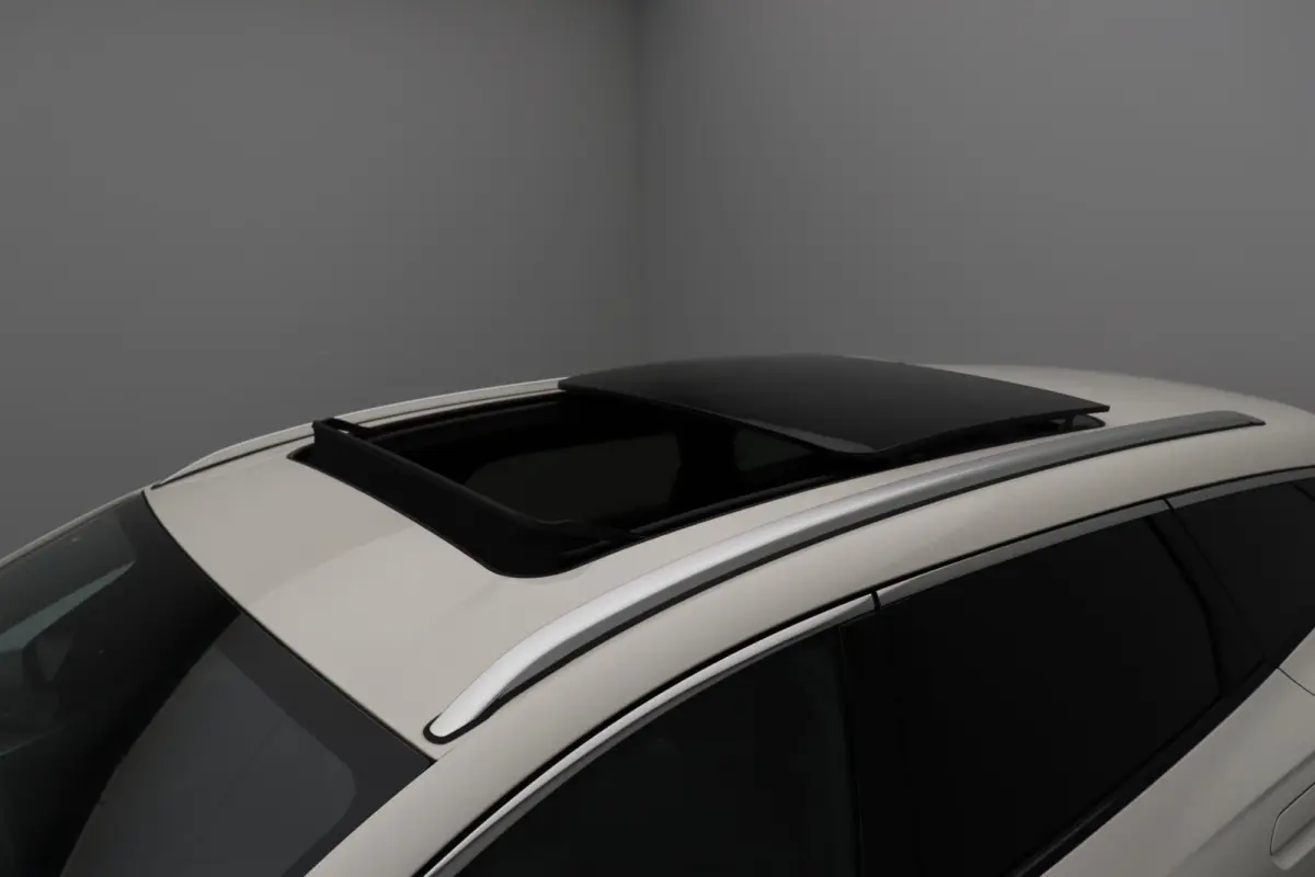 comfort | 19 kWh | Stoelverwarming | Stoelventilatie | Panoramadak | Tot 1350km Actieradius