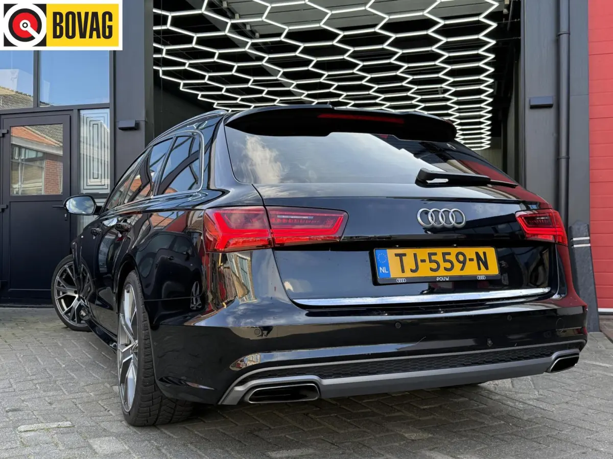 1.8 TFSI ultra Advance Sport