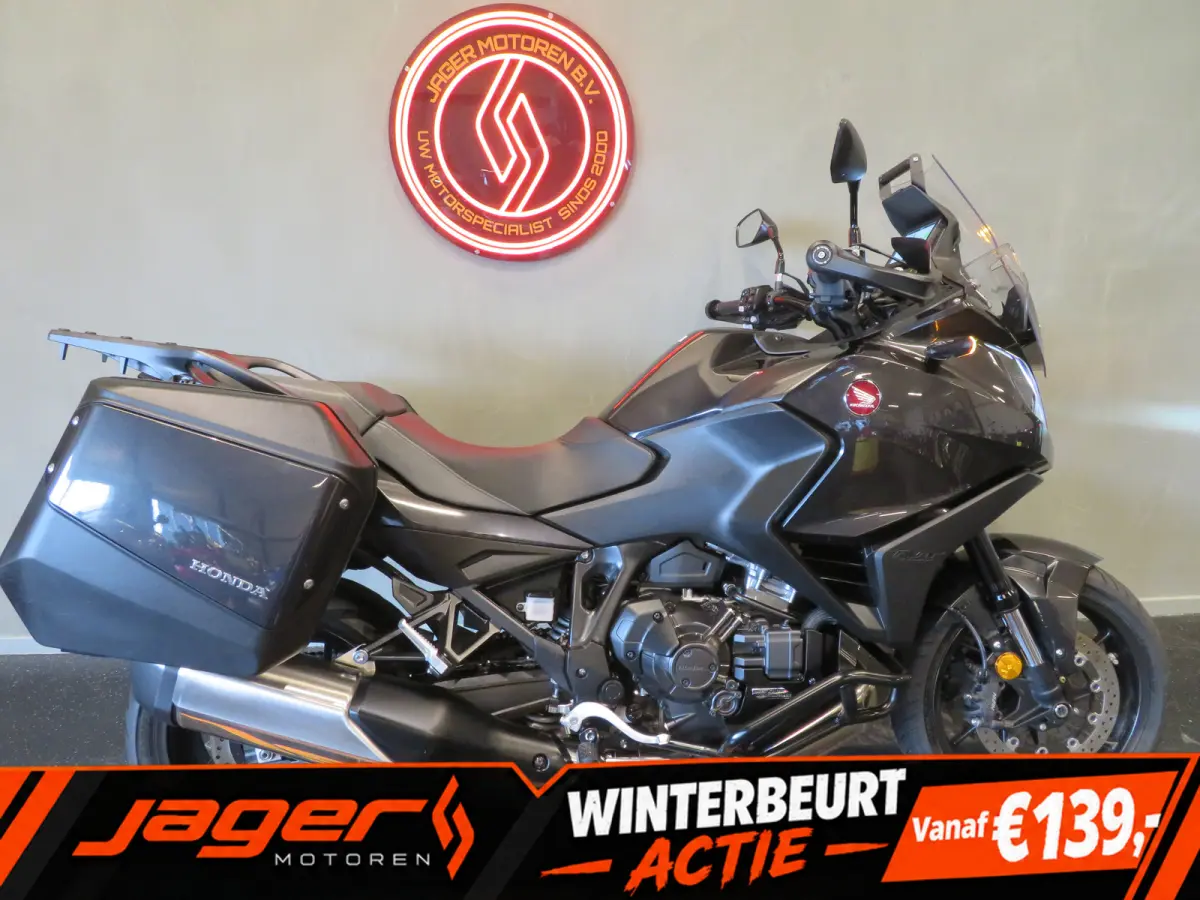 Honda NT1100 Dct 2023 Benzine Onbekend leasen