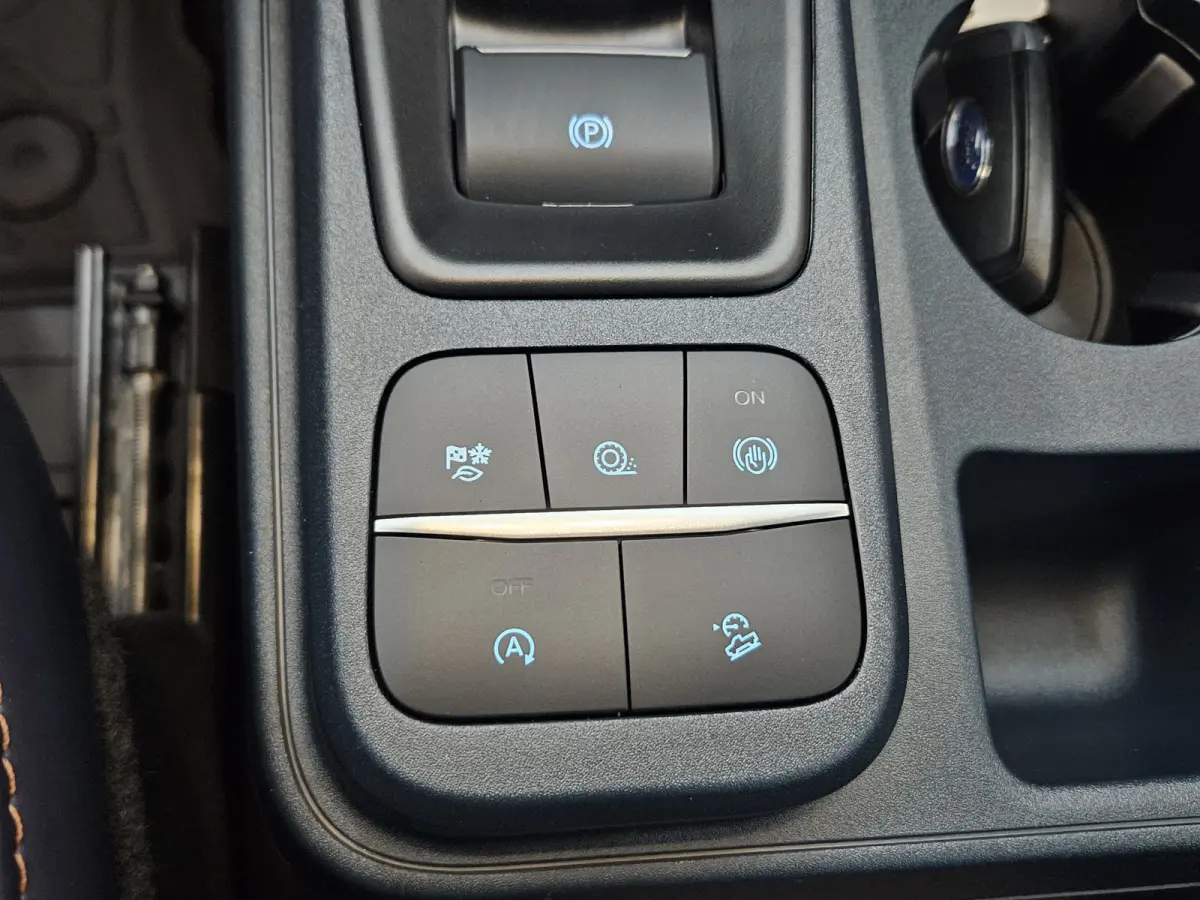 Maverick 2.0L ECOBOOST LARIAT AWD FX4