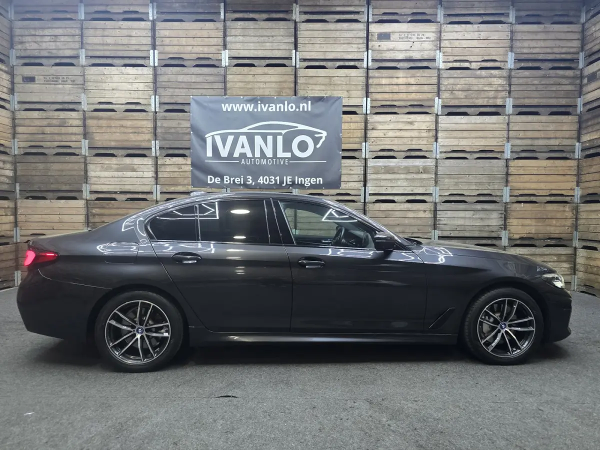 530e Business Edition M-Sport Plus HUD Navi LED Memory stoelv en koeling LM