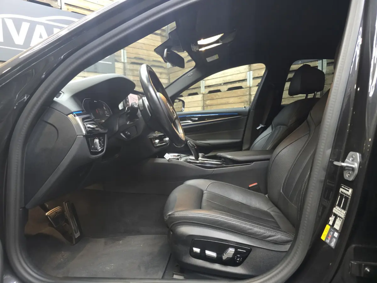 530e Business Edition M-Sport Plus HUD Navi LED Memory stoelv en koeling LM