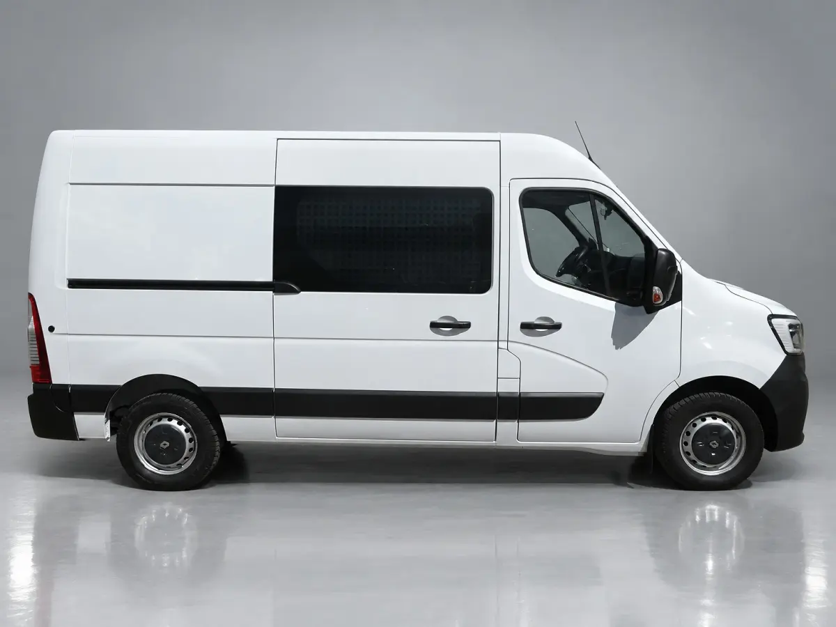 T35 2.3 dCi 135 PK L2H2 GROOT NAVI AIRCO TREKHAAK ZEER MOOI