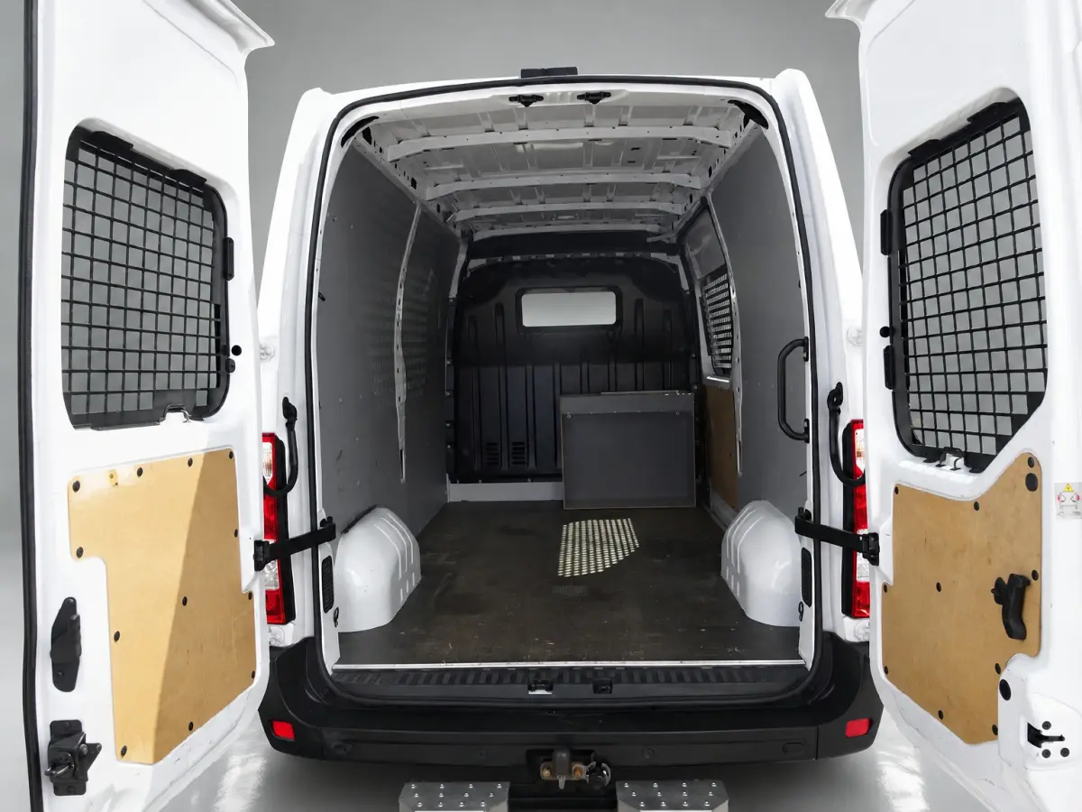 T35 2.3 dCi 135 PK L2H2 GROOT NAVI AIRCO TREKHAAK ZEER MOOI