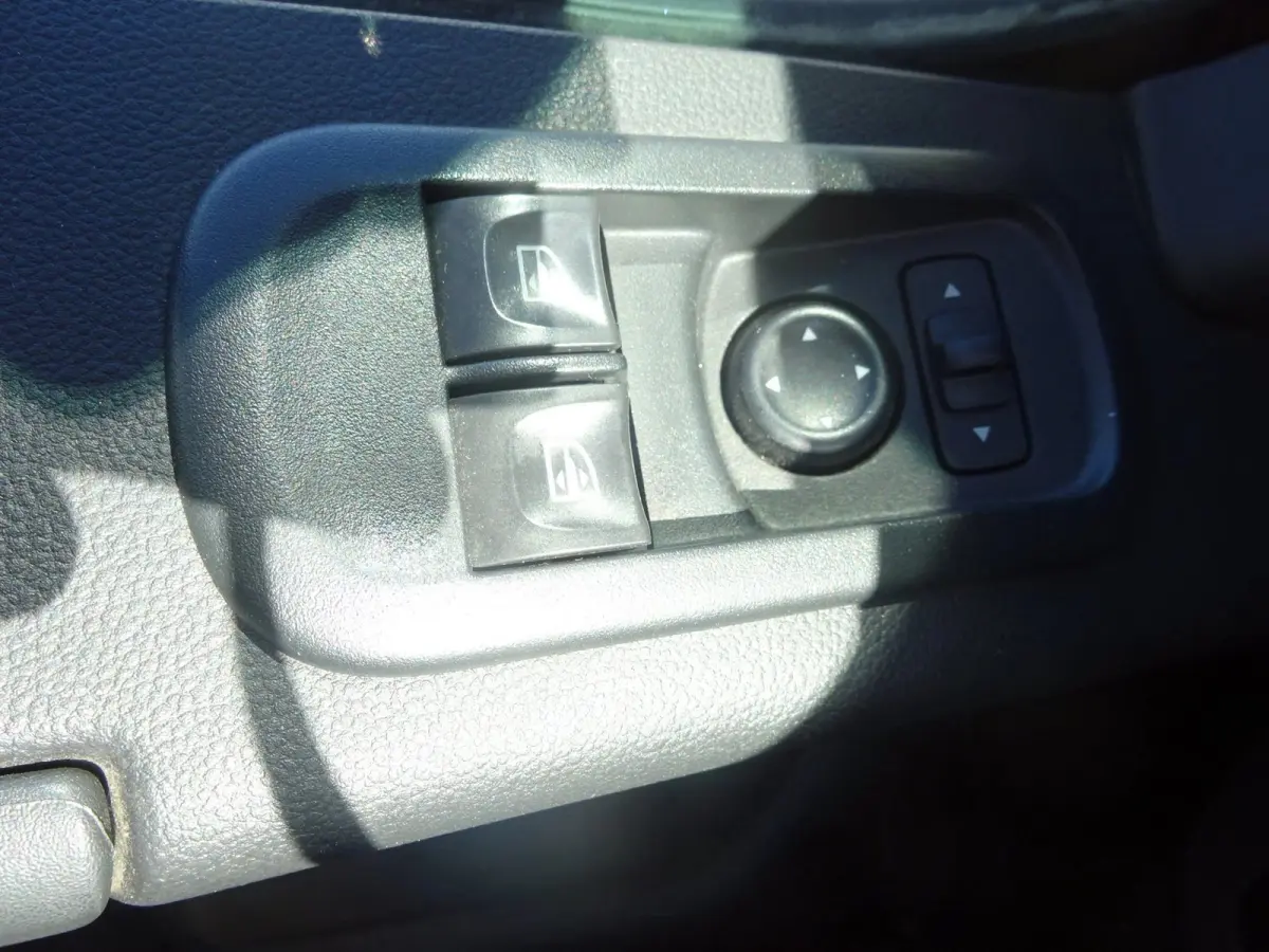 T35 2.3 dCi 135 PK L2H2 GROOT NAVI AIRCO TREKHAAK ZEER MOOI