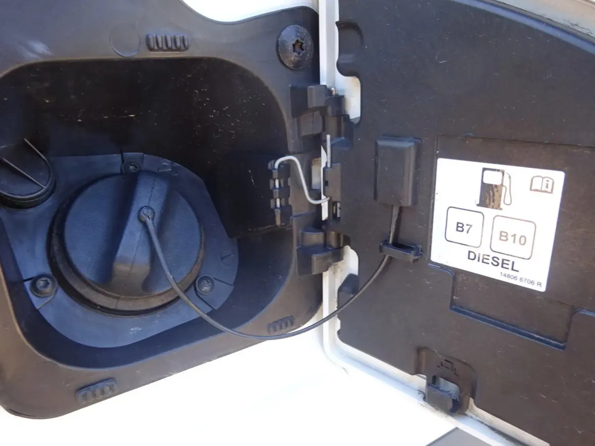 T35 2.3 dCi 135 PK L2H2 GROOT NAVI AIRCO TREKHAAK ZEER MOOI