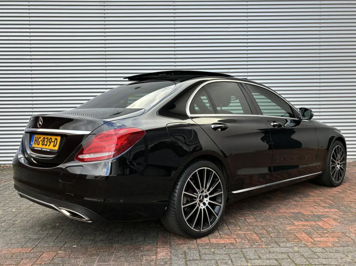 350 e Led Head-Up Camera Cruise Panodak 15 NL Auto Vol Vol Opties Eerste Eigenaar Memory Stoelen Sfeerverlichting Burmester Muziek Leer Vol Vol