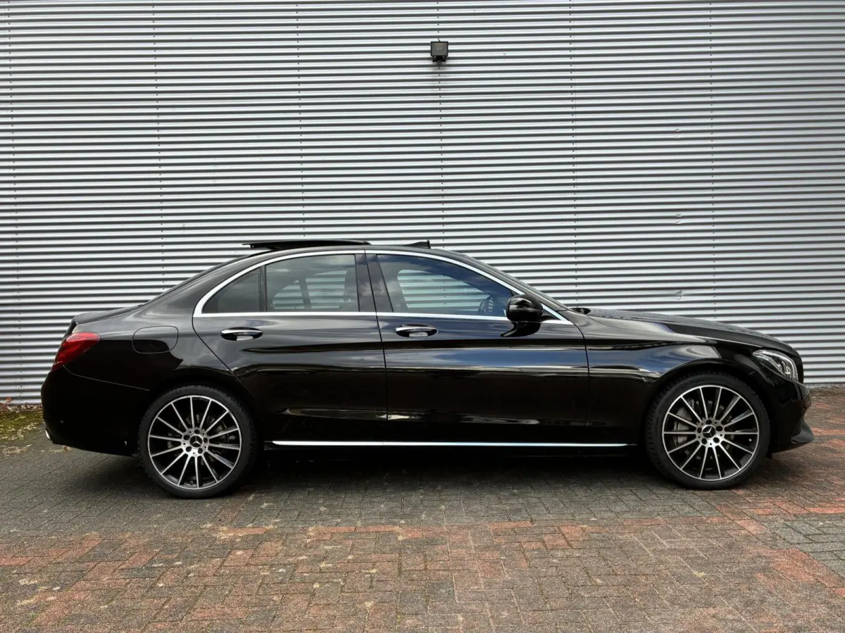 350 e Led Head-Up Camera Cruise Panodak 15 NL Auto Vol Vol Opties Eerste Eigenaar Memory Stoelen Sfeerverlichting Burmester Muziek Leer Vol Vol