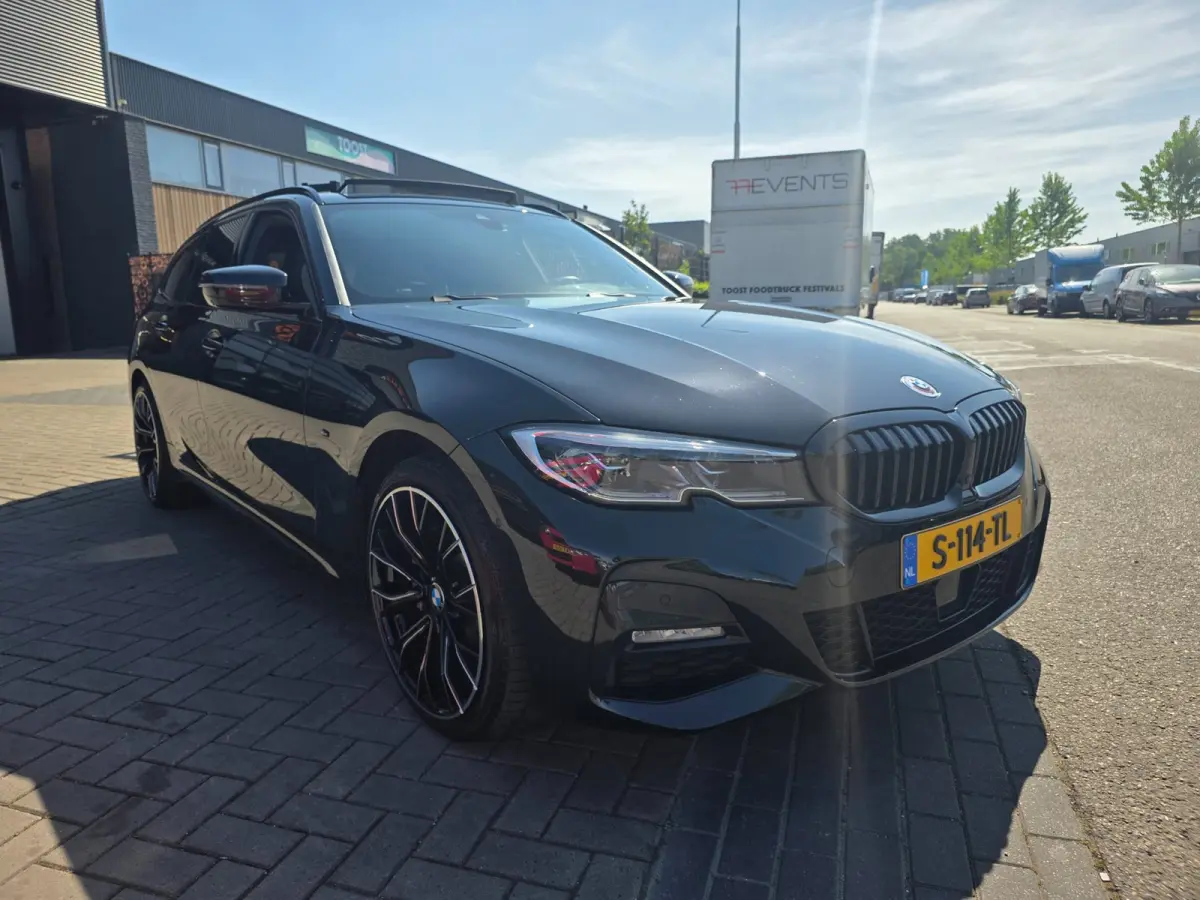 330e M-Sport | SOH 89% | Panoramadak | Head-up | 360 graden camera | Trekhaak